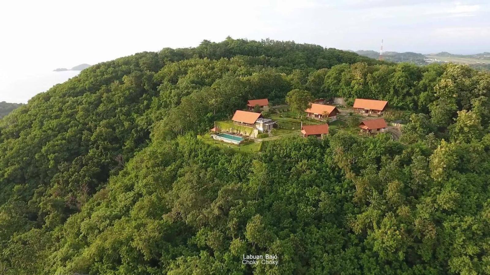 Villa Domanik Labuan Bajo Exterior foto