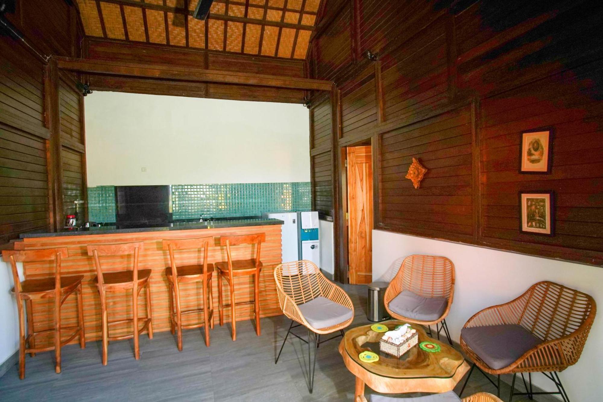 Villa Domanik Labuan Bajo Exterior foto