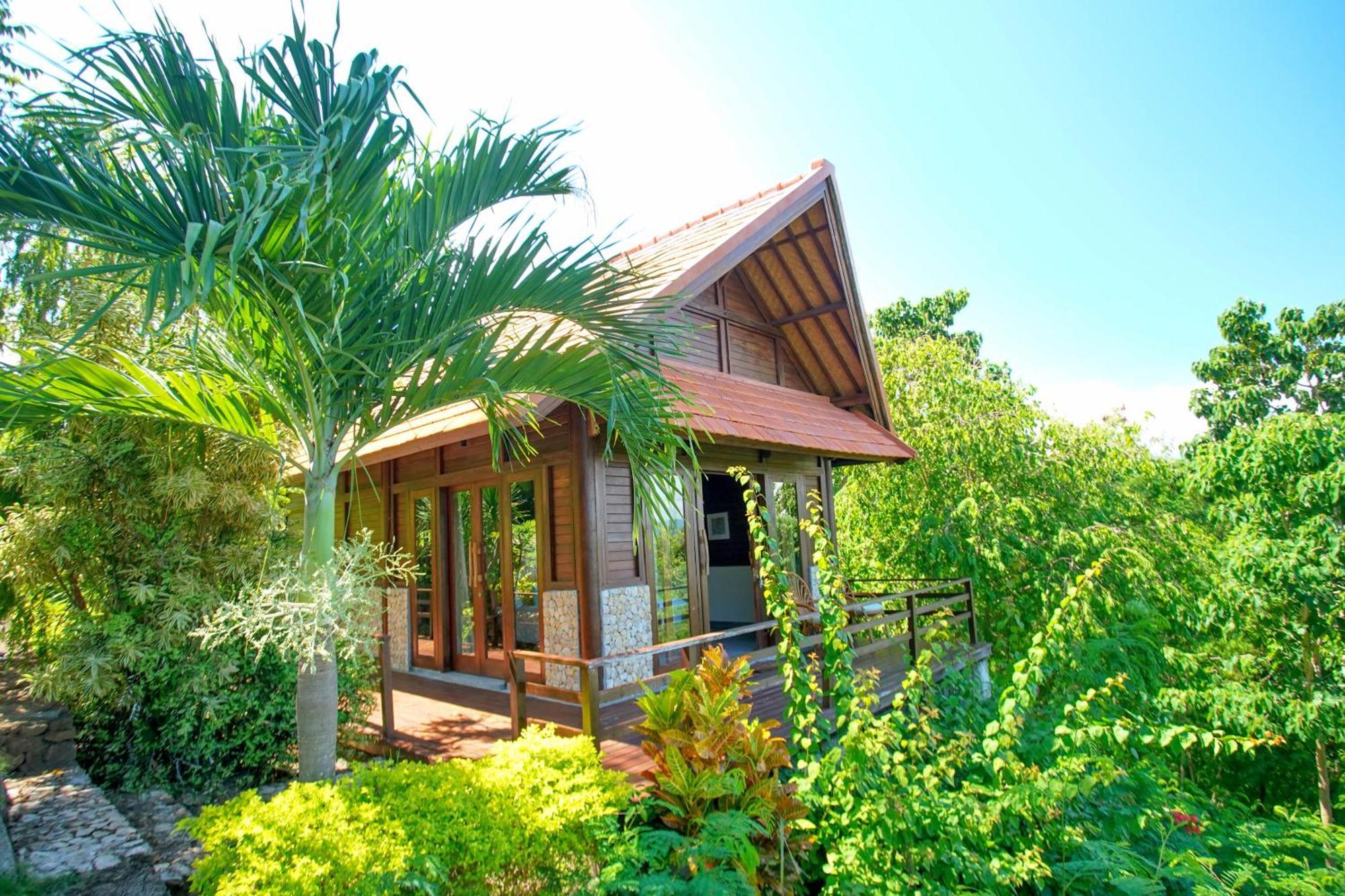 Villa Domanik Labuan Bajo Exterior foto