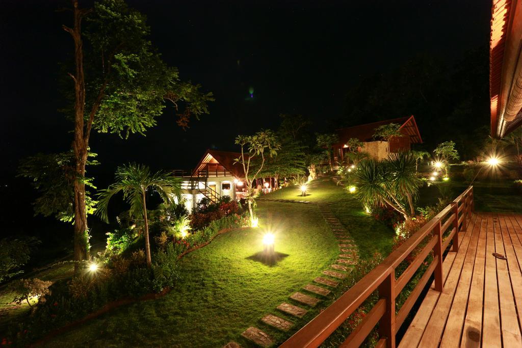 Villa Domanik Labuan Bajo Exterior foto