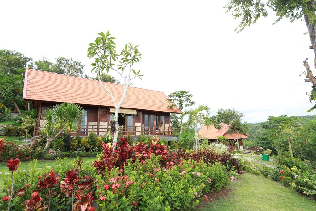 Villa Domanik Labuan Bajo Exterior foto
